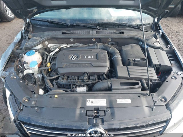 3VWD17AJ7EM321971 Volkswagen Jetta 1.8t Se