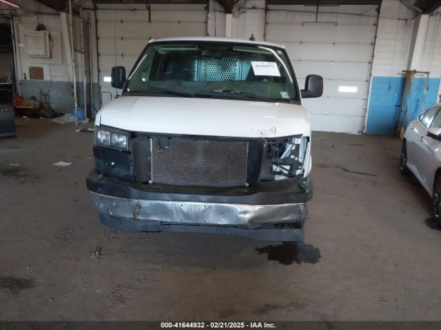1GTW7AFP2M1189251 GMC Savana Cargo Rwd 2500 Regular Wheelbase Work Van