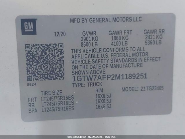 1GTW7AFP2M1189251 GMC Savana Cargo Rwd 2500 Regular Wheelbase Work Van