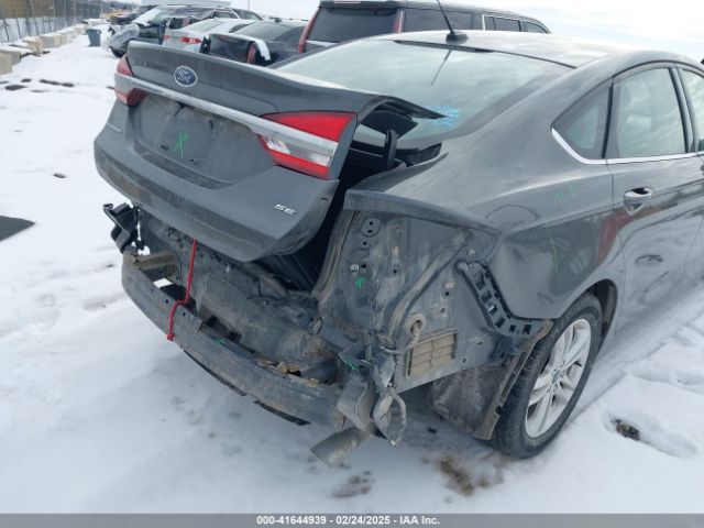 3FA6P0H78JR275162 Ford FUSION SE