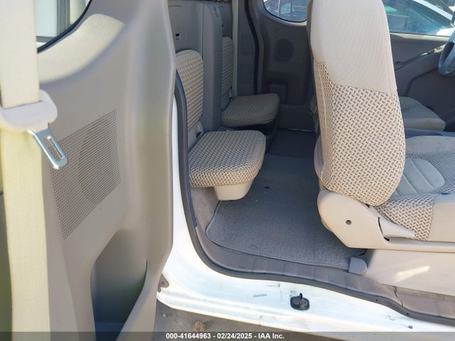 1N6AD0CU6FN703439 Nissan Frontier Sv