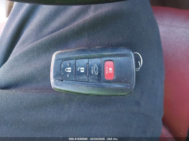 5TDLZRBH8MS108802 Toyota Highlander Xse