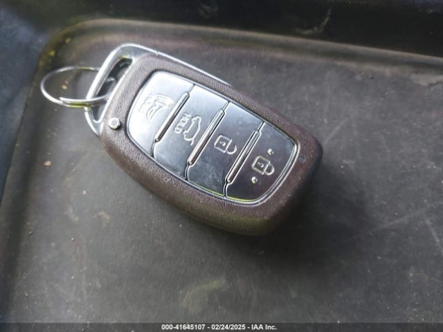 KM8J33A42LU107767 Hyundai Tucson Value
