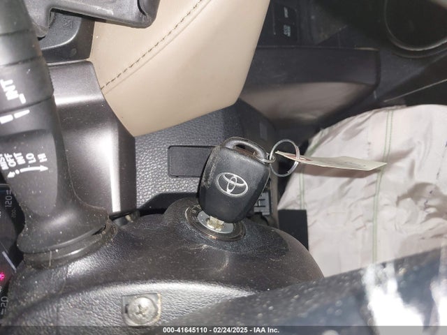 Toyota Rav4 Xle 2016 JTMRFREV1GJ093677 Image 11
