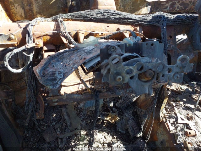 1N6AA1E56HN532702 Nissan TITAN SV