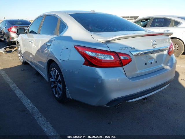 1N4AL3AP2HC115417 Nissan Altima 2.5 Sv