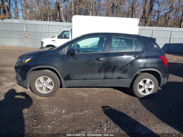 KL7CJNSM0MB377281 Chevrolet Trax Awd Ls