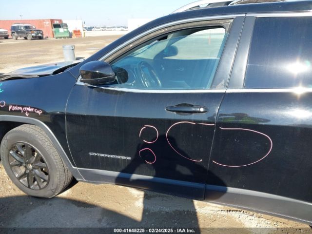 1C4PJLLB1JD513441 Jeep Cherokee Latitude Plus Fwd