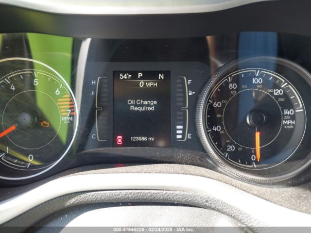 1C4PJLLB1JD513441 Jeep Cherokee Latitude Plus Fwd