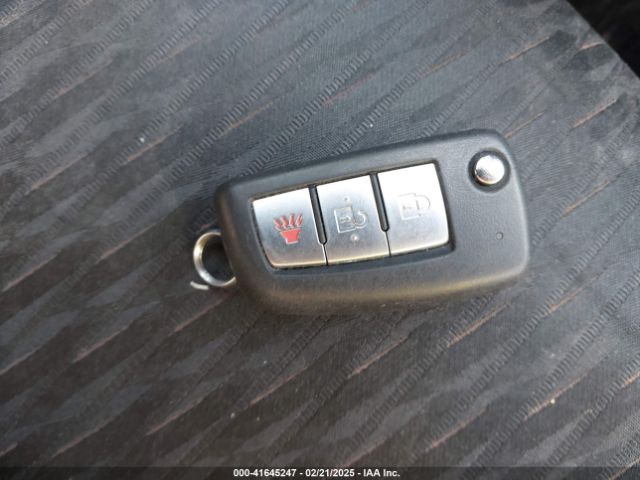 KNMAT2MV2JP520397 Nissan ROGUE S
