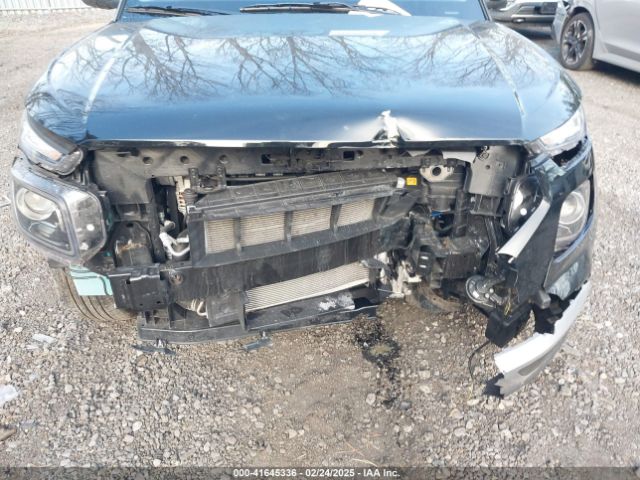 KMHRC8A37RU302957 Hyundai Venue Sel