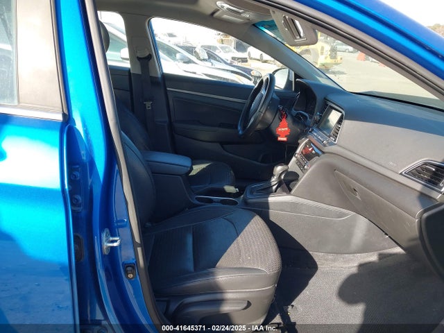 KMHD84LF9HU283211 Hyundai Elantra Limited