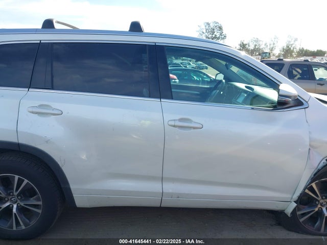 5TDKKRFH6GS153011 Toyota Highlander Xle V6