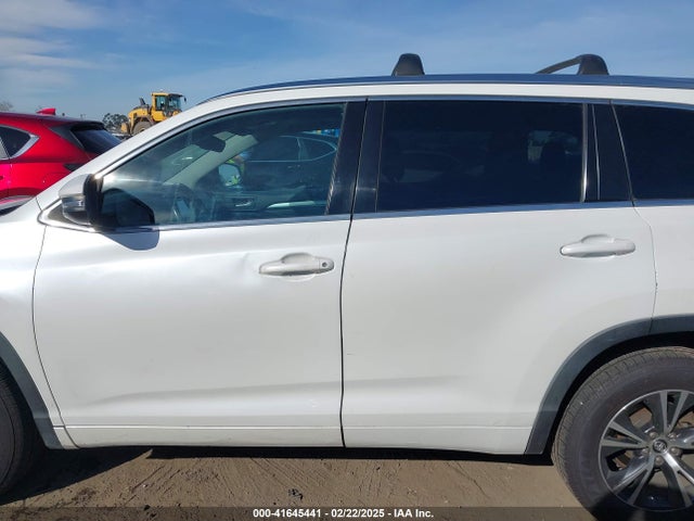 5TDKKRFH6GS153011 Toyota Highlander Xle V6