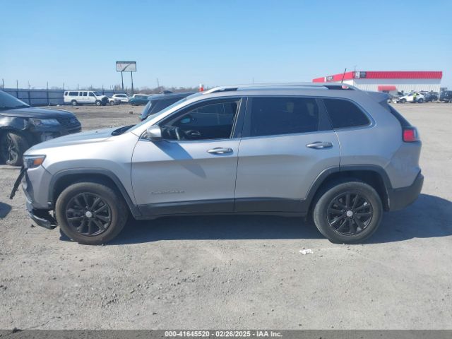 1C4PJMCB9KD442979 Jeep Cherokee Latitude 4x4