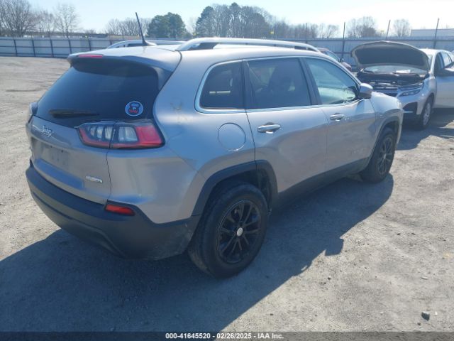 1C4PJMCB9KD442979 Jeep Cherokee Latitude 4x4