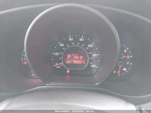KNDJP3A55G7274095 KIA SOUL +