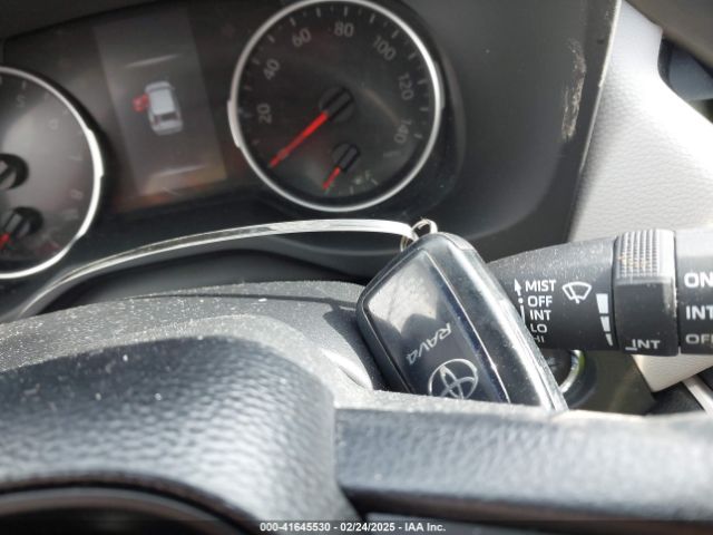 2T3P1RFV2MC246635 Toyota Rav4 Xle