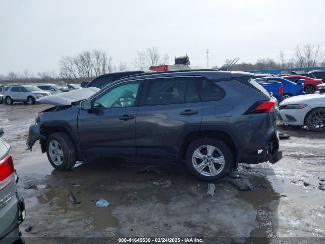 2T3P1RFV2MC246635 Toyota Rav4 Xle