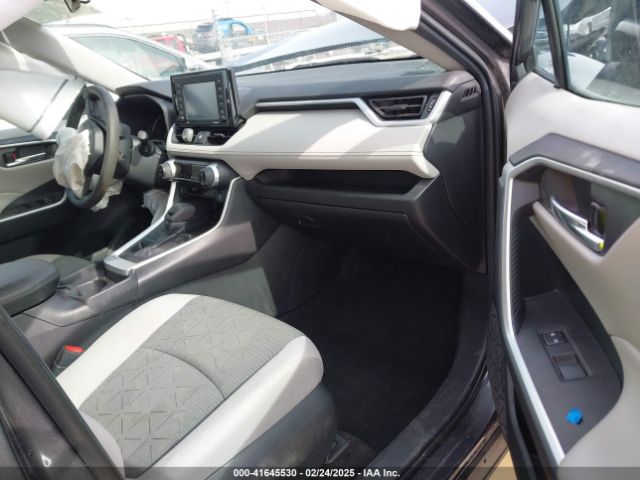 2T3P1RFV2MC246635 Toyota Rav4 Xle