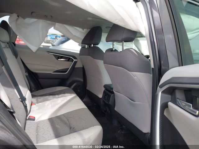 2T3P1RFV2MC246635 Toyota Rav4 Xle