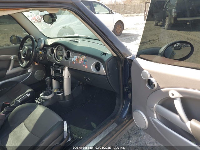 2006 MINI COOPER WMWRC335X6TJ75058 Photo 4