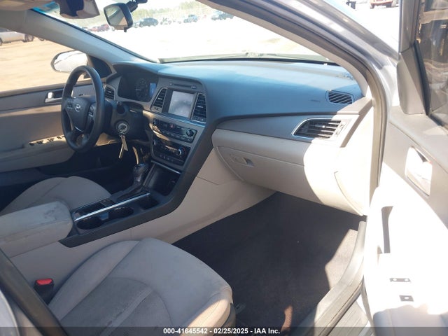Hyundai SONATA SE 2016 5NPE24AF3GH348379 Image 5