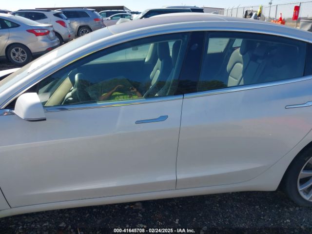 5YJ3E1EA6JF164801 Tesla Model 3 Long Range/mid Range