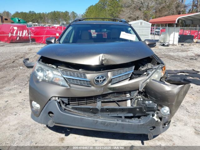 JTMWFREV0FD050609 Toyota Rav4 Xle
