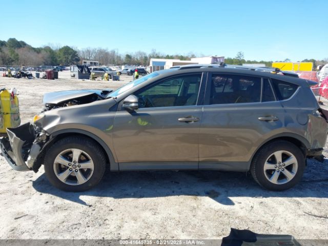JTMWFREV0FD050609 Toyota Rav4 Xle