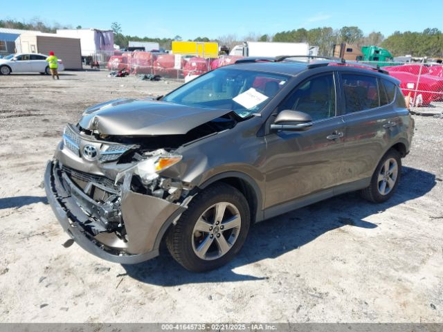 JTMWFREV0FD050609 Toyota Rav4 Xle