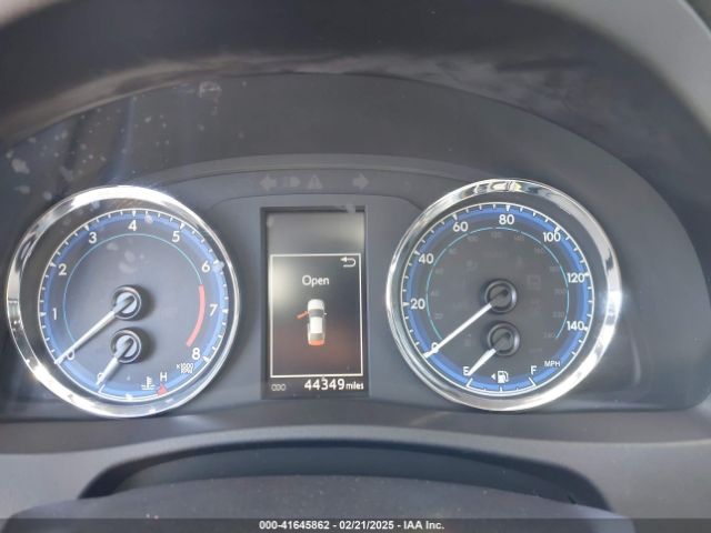 2T1BURHE6JC019998 Toyota Corolla Xse