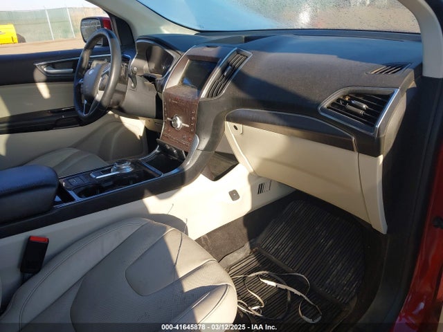 2FMPK4K9XLBA12263 Ford Edge Titanium