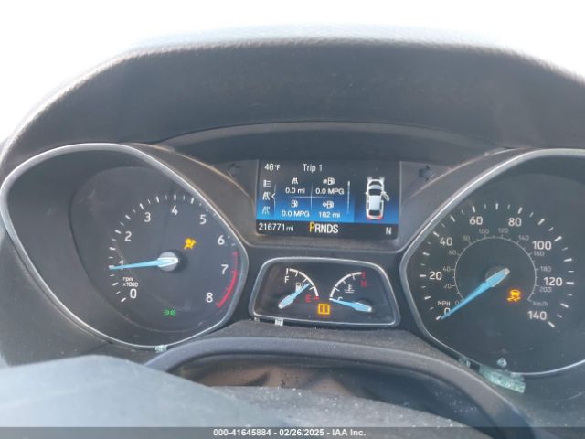 1FADP3N28HL268240 Ford Focus Titanium