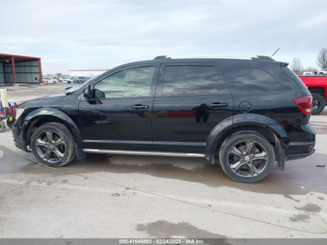 3C4PDCGG1FT622772 Dodge Journey Crossroad