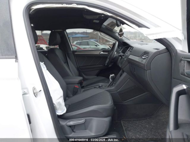 2023 VOLKSWAGEN TIGUAN 3VV8B7AX3PM073289 Photo 4