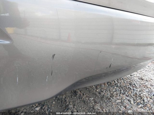 JN8AE2KP8F9134436 Nissan QUEST S