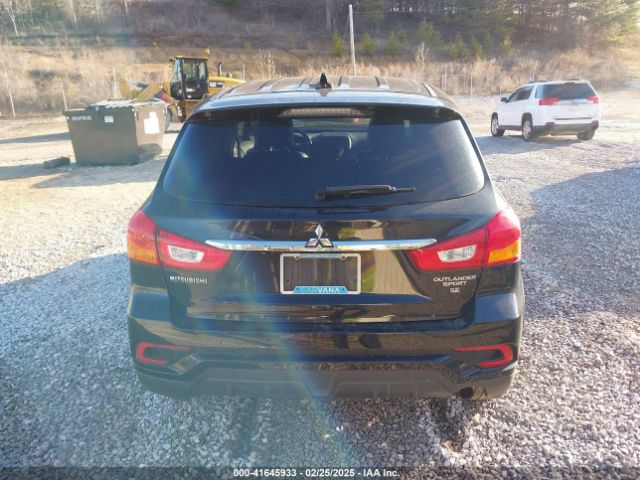 JA4AP3AW9JU002077 Mitsubishi Outlander Sport 2.4 Se