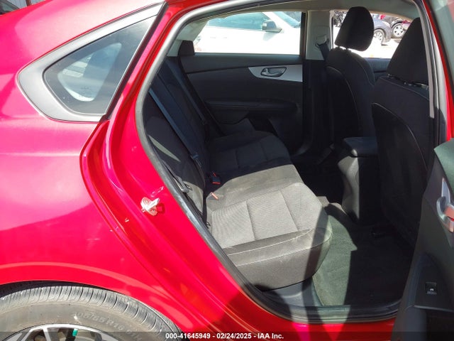 3KPF24AD0NE490614 KIA Forte Lxs