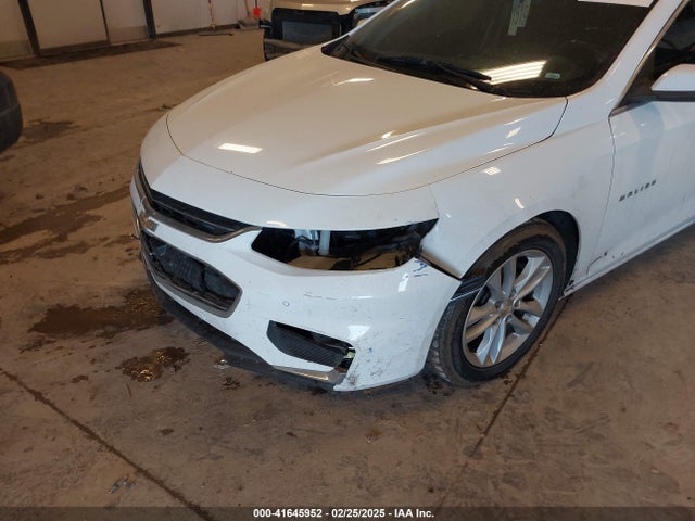 1G1ZE5ST1HF136099 Chevrolet MALIBU 1LT
