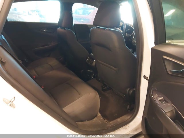 1G1ZE5ST1HF136099 Chevrolet MALIBU 1LT