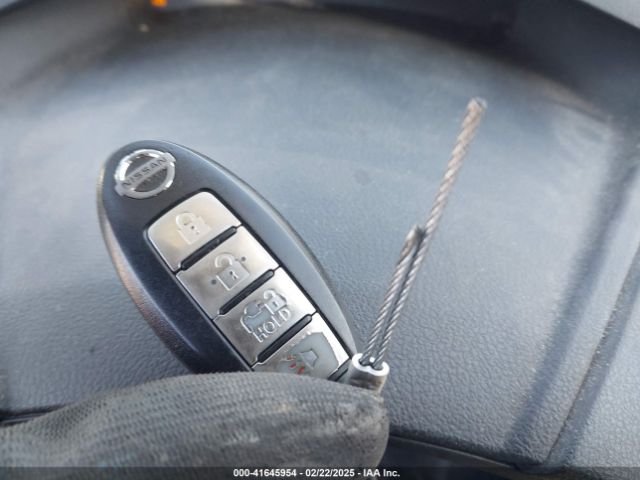 1N4AZ0CP6FC320049 Nissan LEAF S