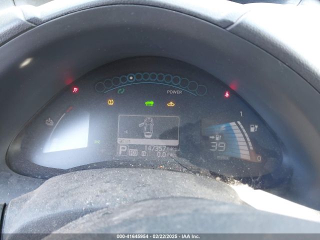1N4AZ0CP6FC320049 Nissan LEAF S