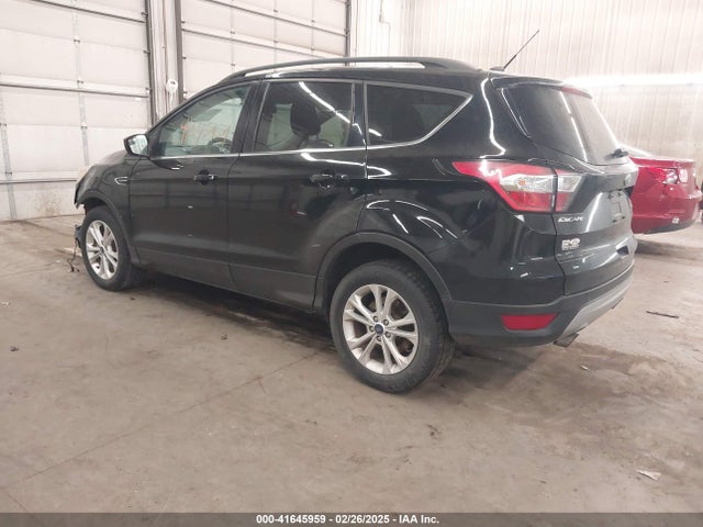 1FMCU9GDXJUB13412 Ford ESCAPE SE