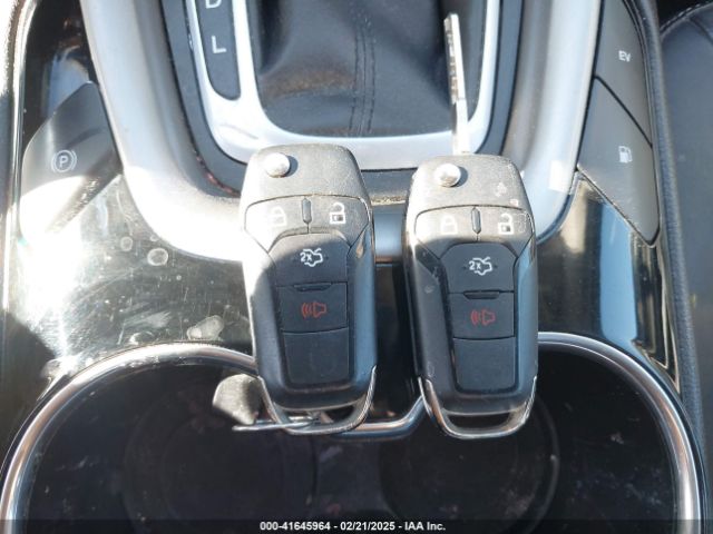3FA6P0PU0GR111016 Ford Fusion Energi Se Luxury