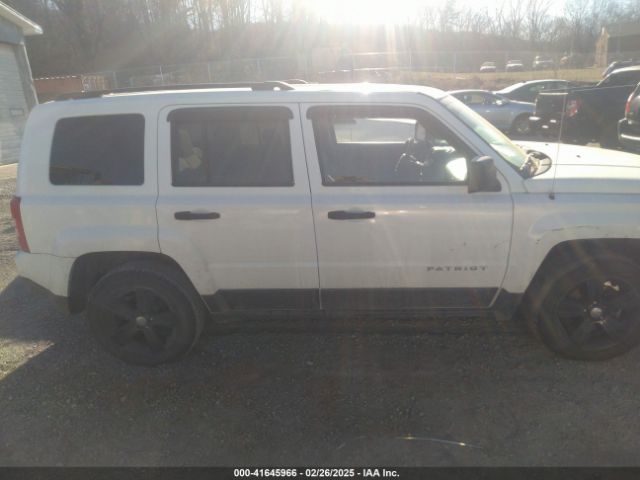 1C4NJRFB5ED660860 Jeep Patriot Latitude