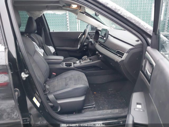 2023 MITSUBISHI OUTLANDER JA4J4UA88PZ009551 Photo 4