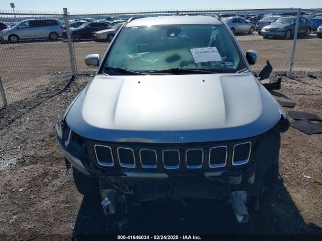 3C4NJCCB0JT362173 Jeep Compass Limited Fwd