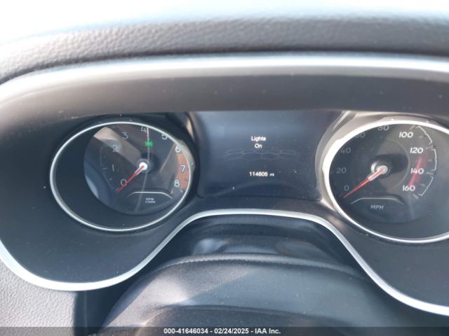 3C4NJCCB0JT362173 Jeep Compass Limited Fwd