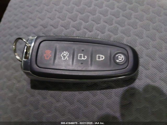 1FMCU9GD2KUC00089 Ford ESCAPE SE